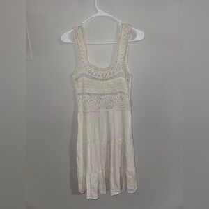 Jessica Simpson White Boho Smocked Tiered Midi Dress - Size S - Rayon